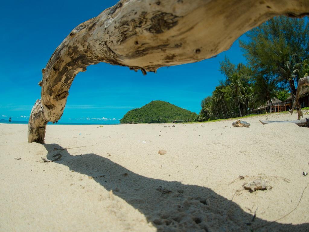 Отель Baan Chumphon Pathio Экстерьер фото